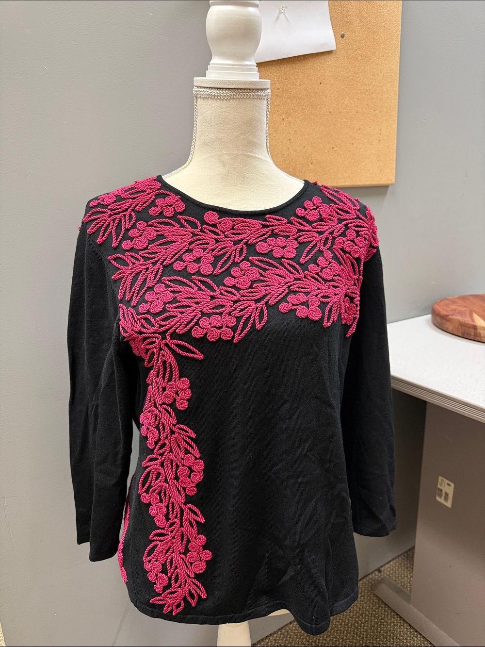 Vintage Carlisle Silk Blend Soutache Embroidered Sweater XXL Black Pink